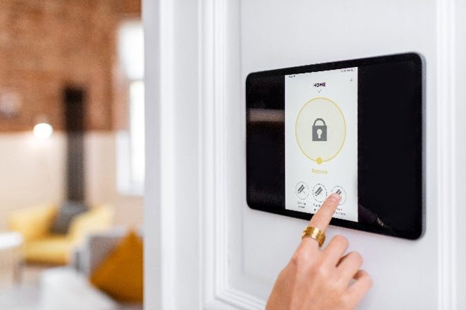 Figure 1. Smart security monitor panel. 