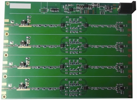  The front view of a UHF PD detection RF front-end board