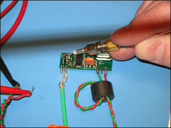 Figure 11. Sniffing the tank circuit.