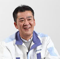 河野 繁氏